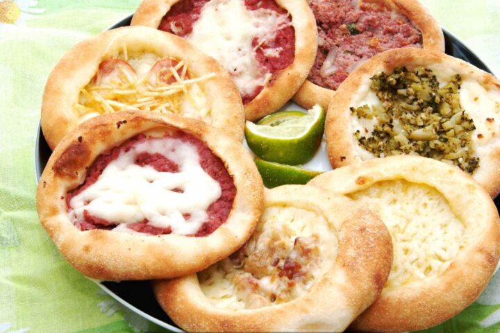 Esfiha Aberta de Carne com Massa Macia