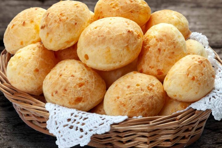 Pão de Queijo de Frigideira Rápido e Macio